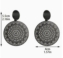 Load image into Gallery viewer, Black Pattern Round Hollow Drop Earrings
